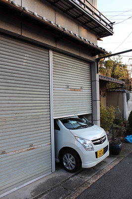 Parking_Mazda.JPG